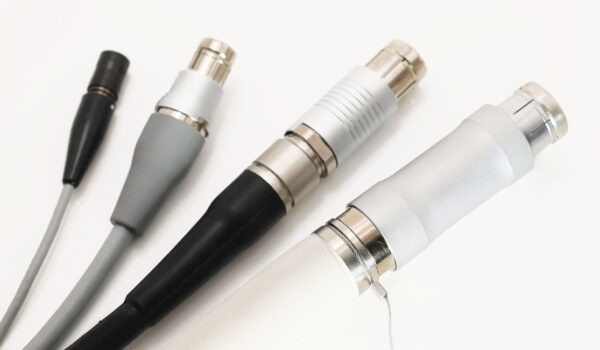 Câbles surmoulés en silicone pour dispositifs médicaux